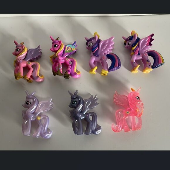 7 My Little Pony G4 Princess Luna Celestia Cadance Twilight Mini MLP Blind Bag - Picture 1 of 16